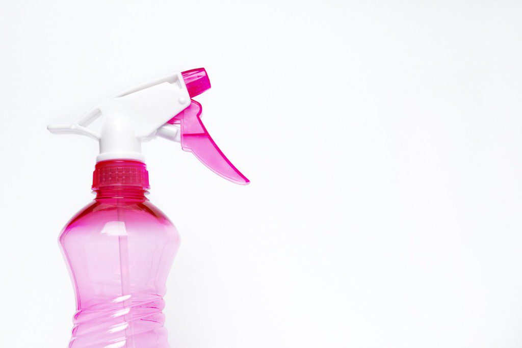 spray bottle cleaner